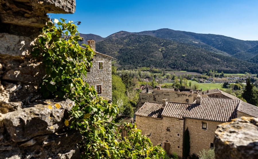 A 360° service in France
