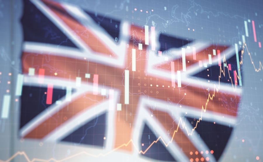 Traders look beyond interest rate cut and support sterling