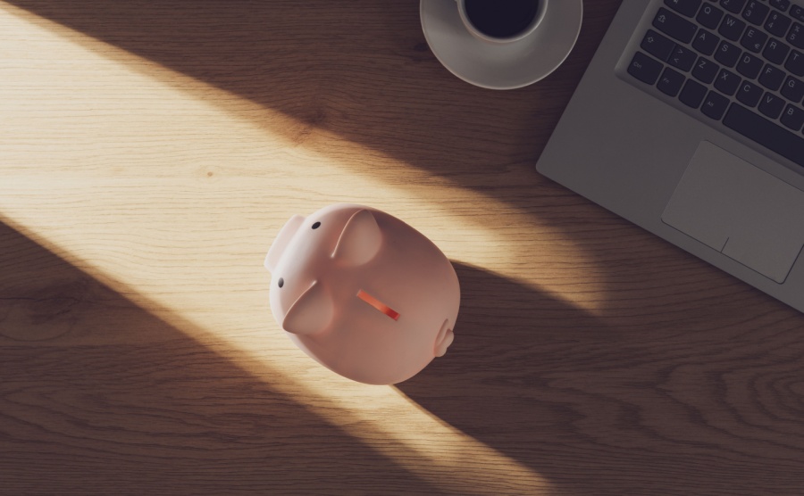 Sterling still waiting for sun to come out