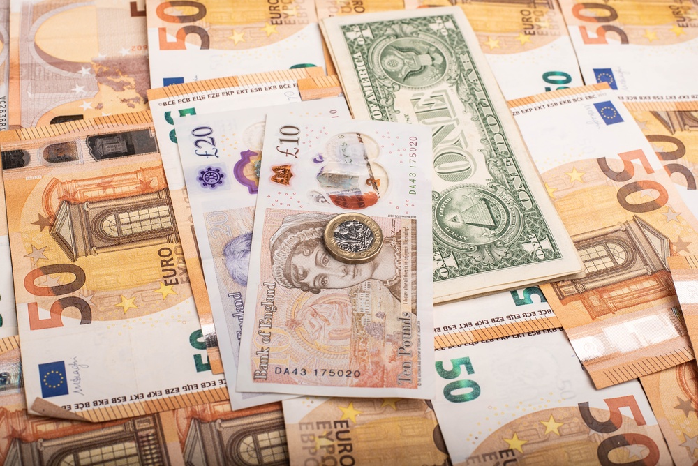 Sterling to euro sails to new highs